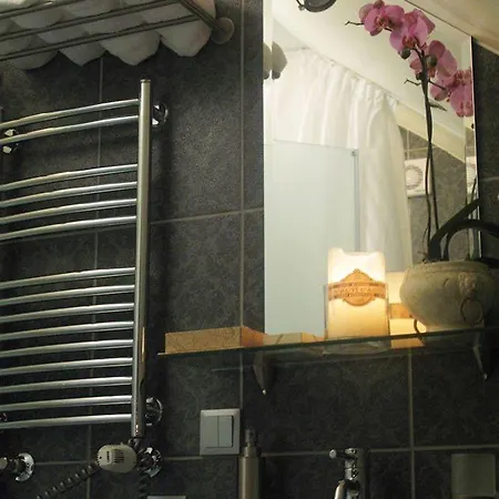 Hotell Boutique Mama 4*