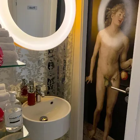 Hotell Boutique Mama 4*